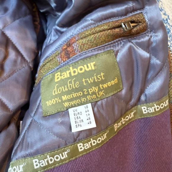 Barbour Tweed Hunting Jacket.  NWT !!! - Picture 12 of 16